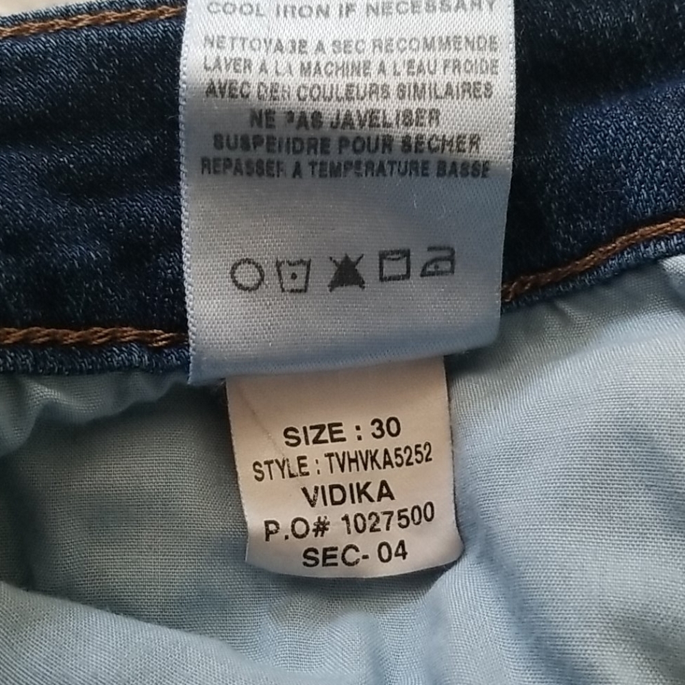 Joe's Jeans "The Skinny" - Picture 9 of 12